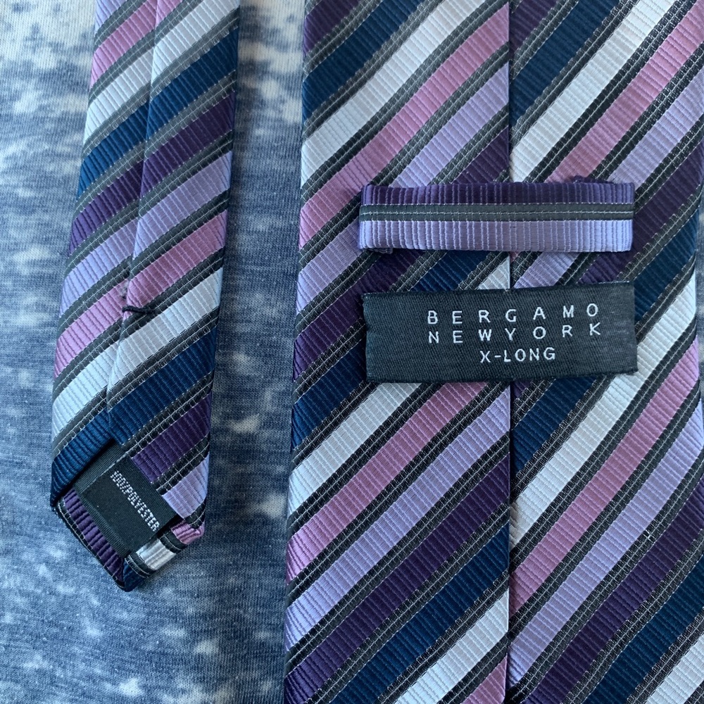 👔 Necktie - Picture 2 of 2